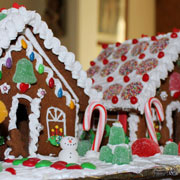 Medium Decorated Gingerbread Houses